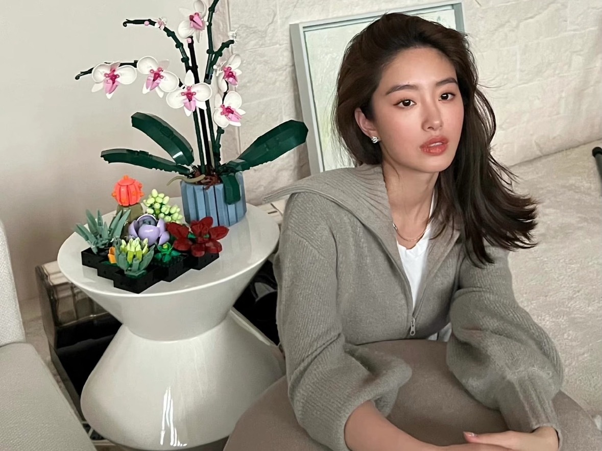 杨采钰 刘亦菲这几张照片，傻傻分不清！ 