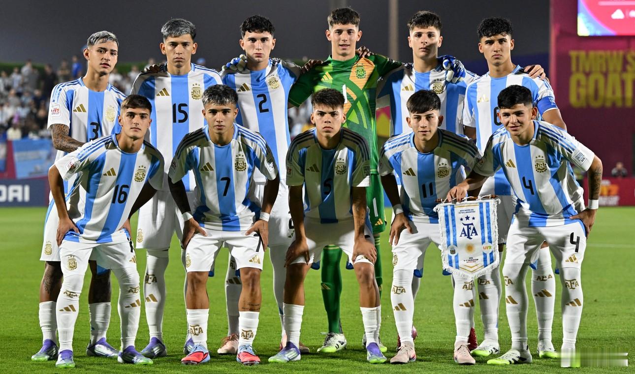 阿根廷队2比2战平墨西哥，点球大战4-5输了，未能进入U17世界杯16强。阿根廷