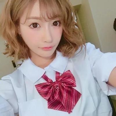 沉寂多时的明日花绮罗重磅官宣回归！此次她彻底撕下过往固有标签，以酷炫的“机甲女神