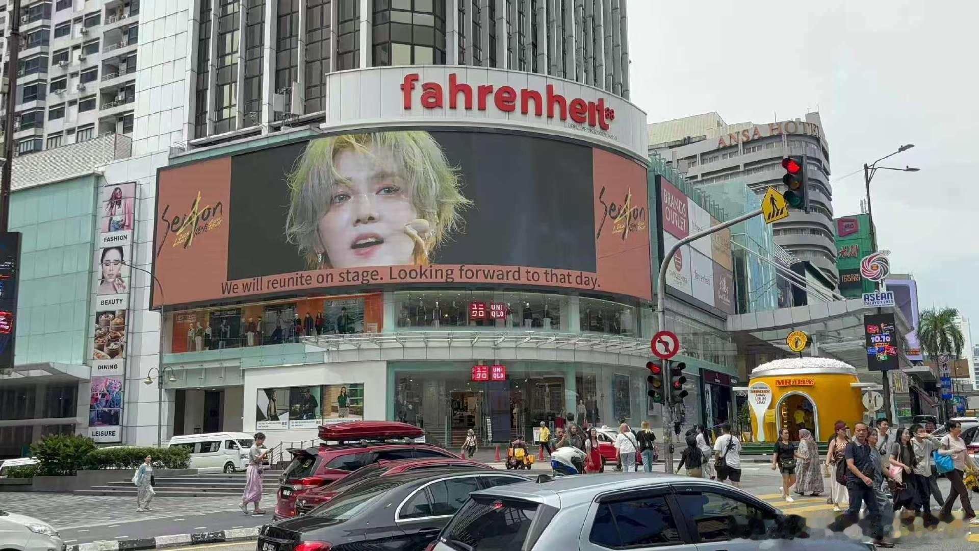 鹿晗期待很快再会鹿晗暂别是为了更好的重逢 好好休息，期待鹿晗的舞台。 ​​​