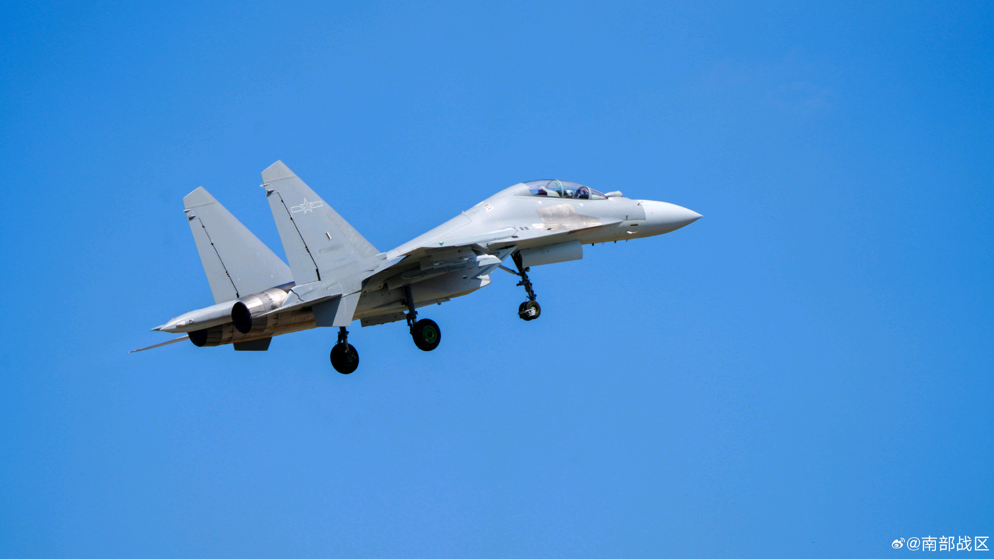 南海歼-16，晚安烽火问鼎计划制胜空天