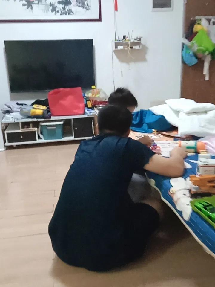 谁能懂啊！
明天要带娃做检查，医生交代要耗精力！今天带出去疯玩了一天，结果这个点