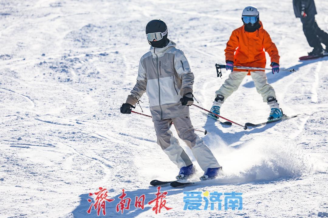 济南冰雪专线本周已开启预约，线路四调整出发站并新增一上车点！春节的脚步已经越来越