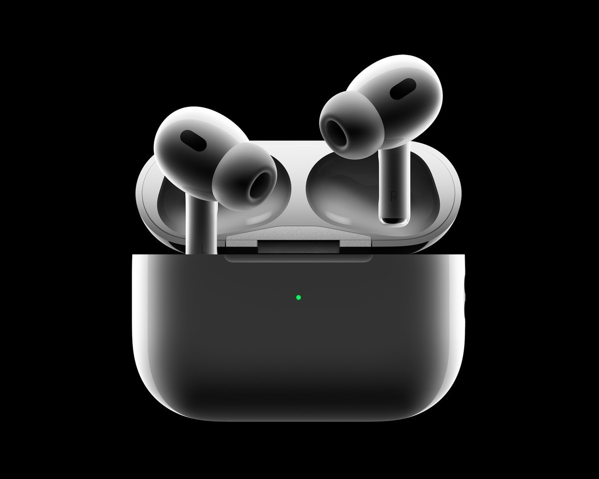 有消息说AirPods Pro 3也提上议程快发布了，拥有更好的降噪效果。我在想