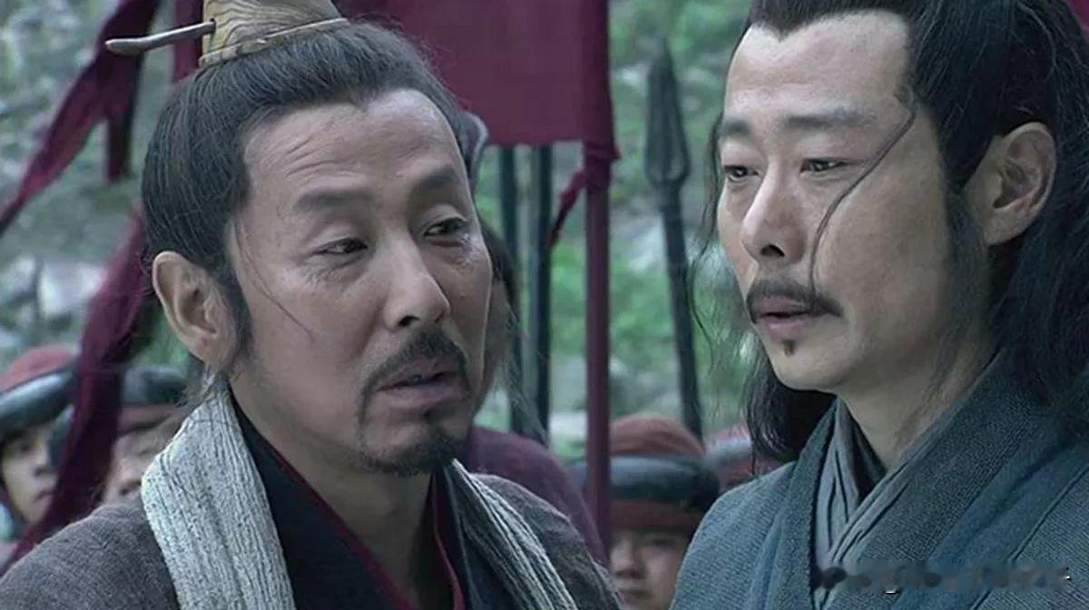 有的人或许纳闷，你说萧何愿意当刘邦的手下可以理解，毕竟萧何只是一个县的二把手。