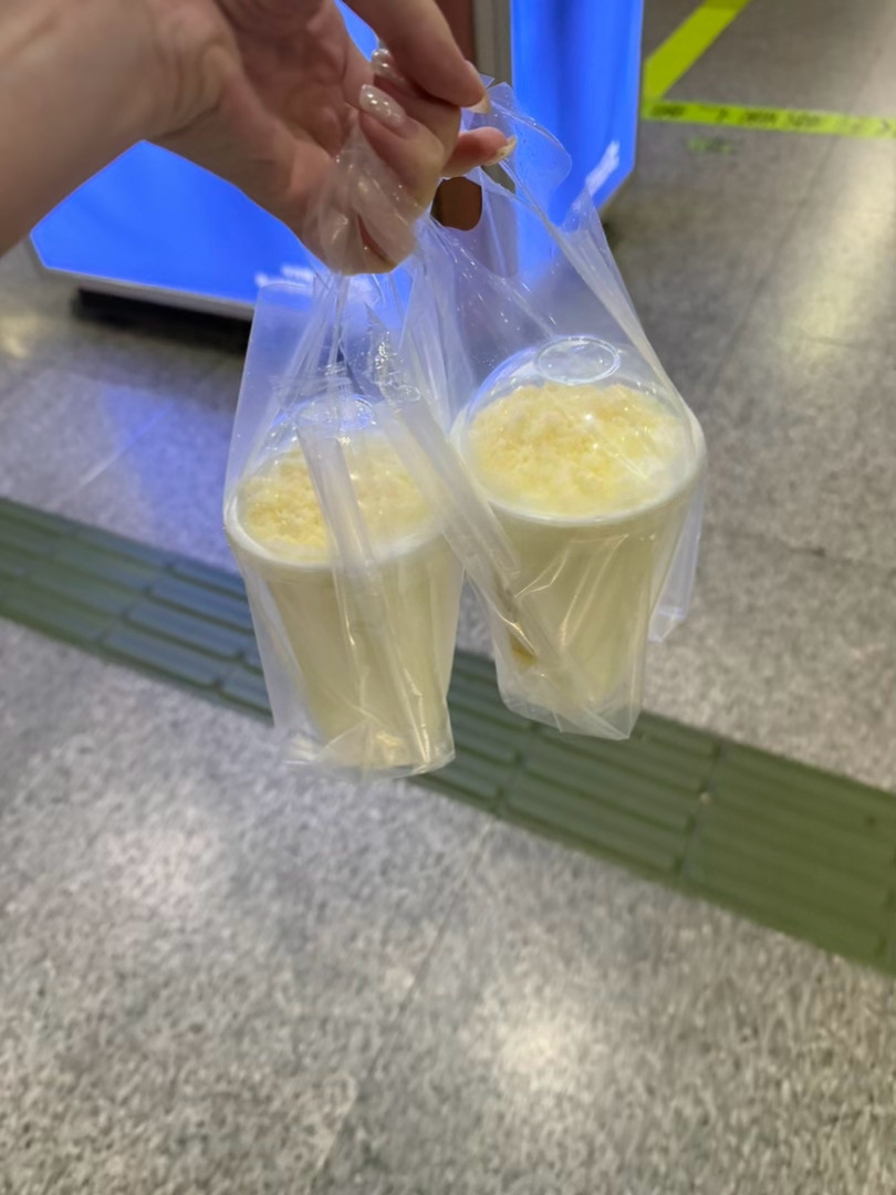 风雨无阻买冰奶 