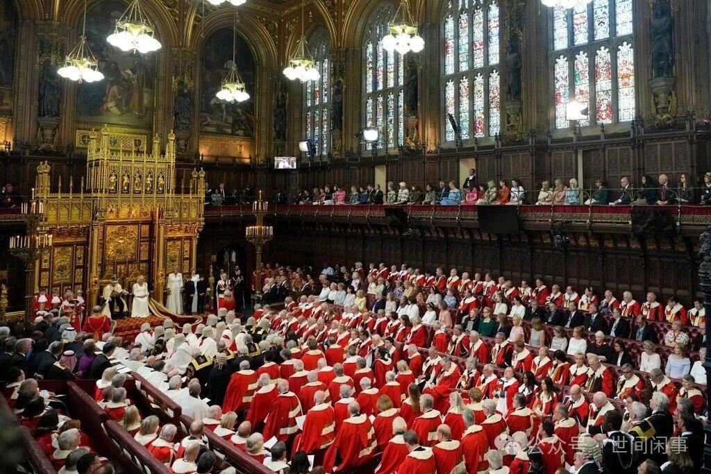 一月六人接连离职：防相请辞将斯塔默推向悬崖边缘

英国首相斯塔默正深陷前所未有的