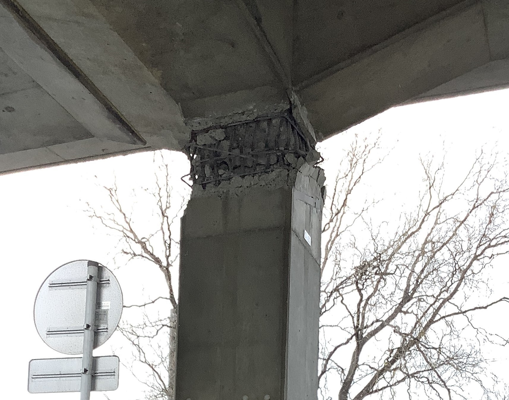 JR八户线因2025年12月8日以青森县东方海域为震源的地震导致高架桥遭受重大损