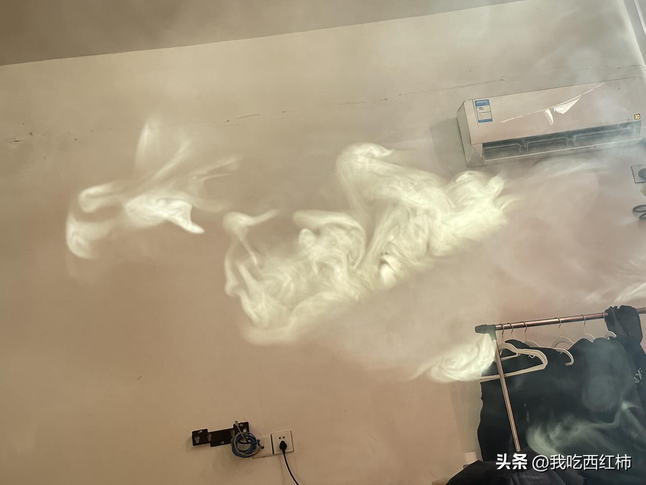 分手无非就是换个人谈感情把衣服脱给下一个人看做着同样的老姿势说着一样爱人的话新鲜