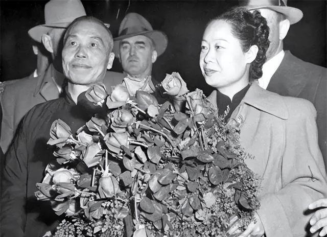 1911年冬天的这场婚礼，对于时年20岁的李宗仁来说，心里可谓是七上八下。这位后