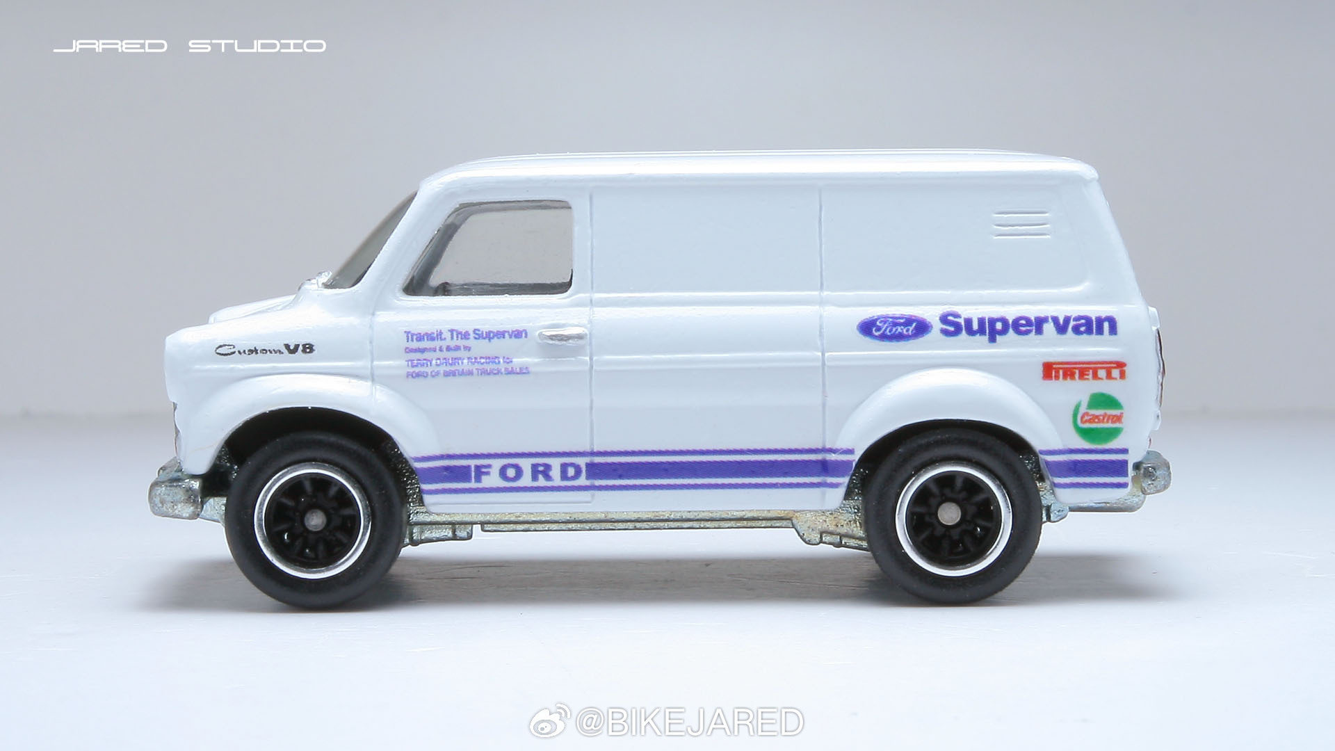 hotwheels风火轮ford transit supervan全顺 完工一辆