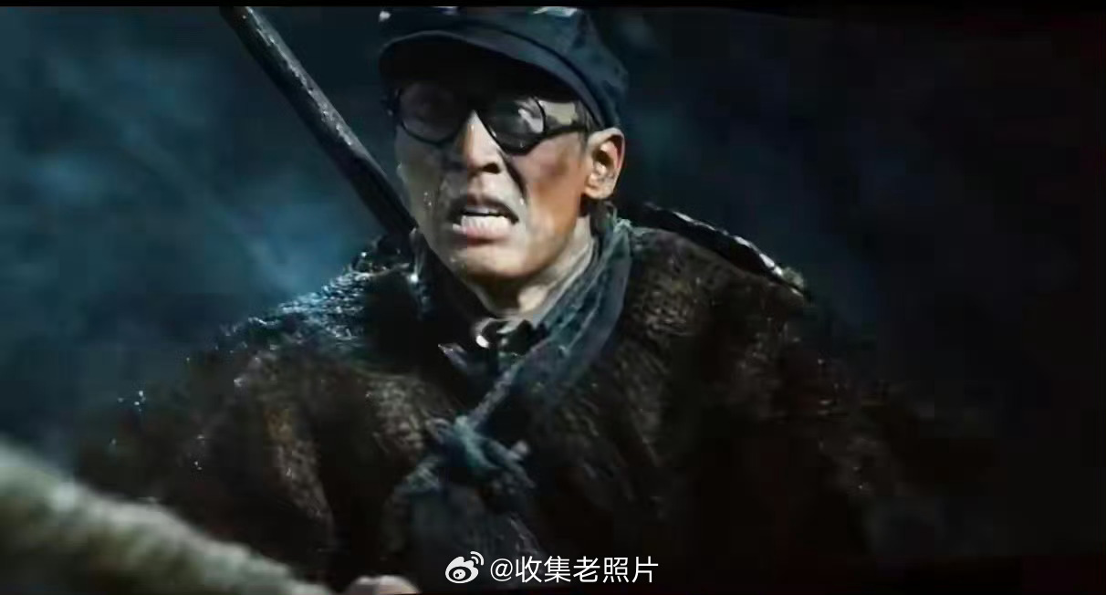 一渡避敌锋芒，西进扎西保存力量；二渡回师东进，奇袭娄山关、重账遵义，取得长征以来