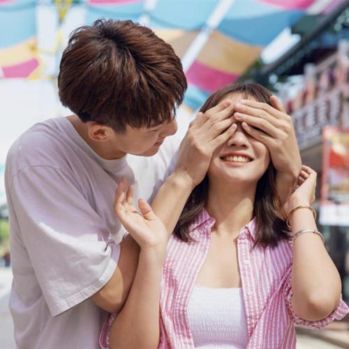 女人的禁区

第一：千万不要欺骗一个爱你的女人，女人的记性比男人好100倍，无论