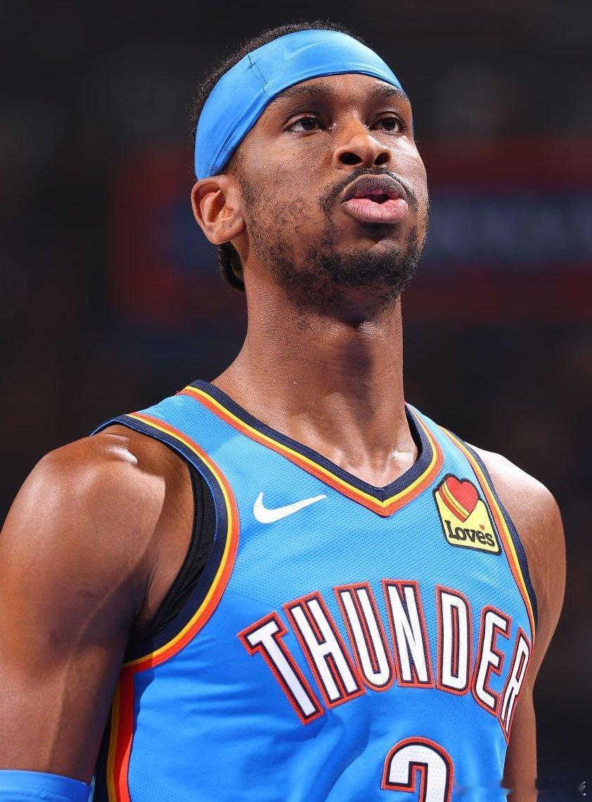 NBA官网最新MVP榜单：1. 谢伊·吉尔杰斯-亚历山大2. 卢卡·东契奇3. 