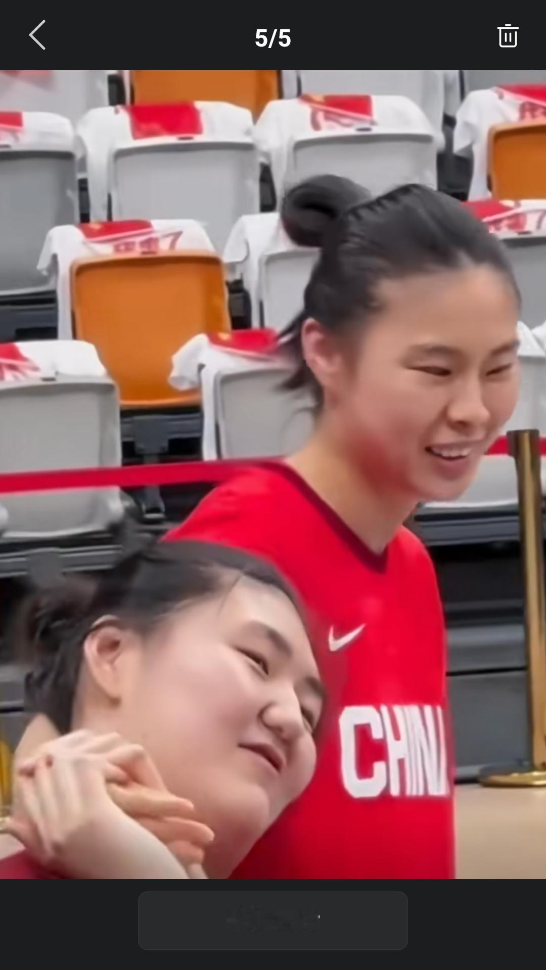 【她们即是师妹，又是国家队队友，与澳大利亚队两场热身赛她们表现稳定，被誉为中国女