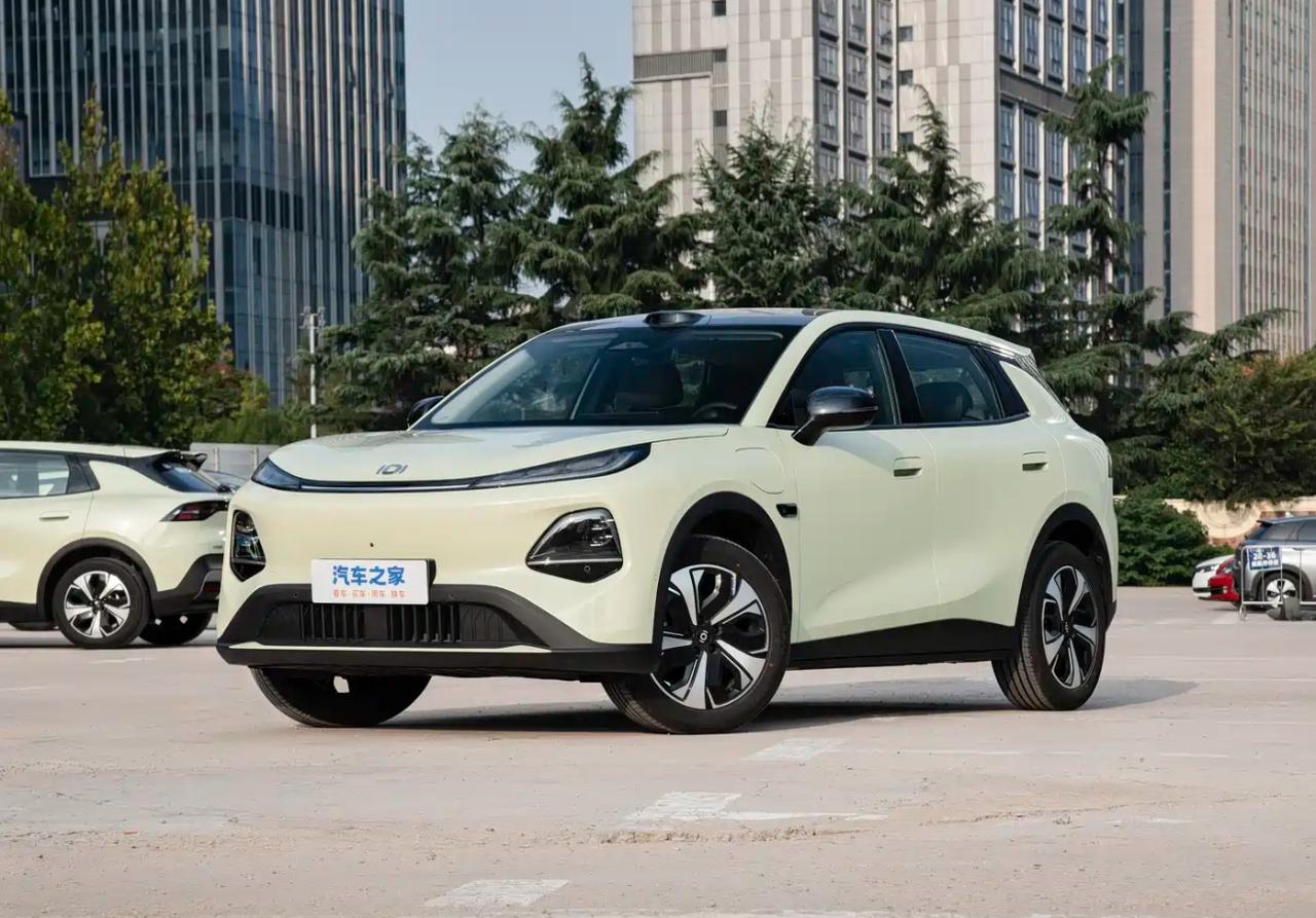 真没想到！十万级SUV也能装激光雷达，看完才知道差别这么大

现在选电车，大家都