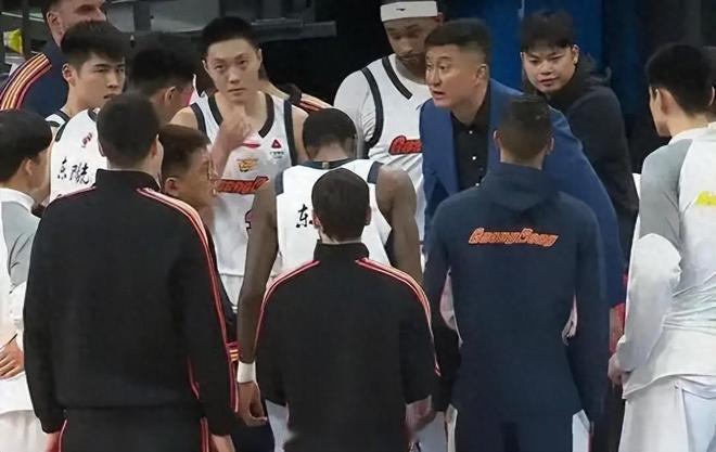 在结束了对战北控队的比赛之后，接下来广东男篮将迎来全新的比赛，对战的对手是浙江队