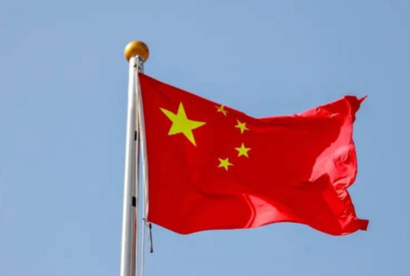 “芯片不如美国，机床不如日本，汽车不如德国，电视不如韩国，飞机不如法国，奢侈品不