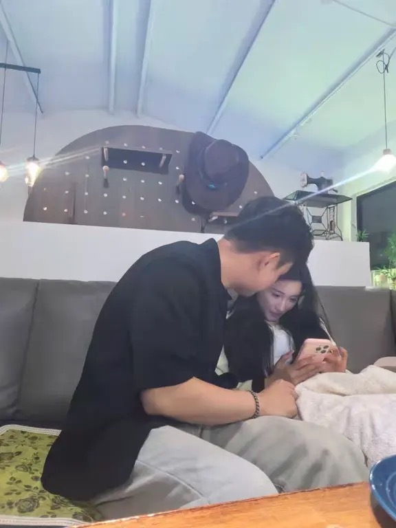 最喜欢贴贴