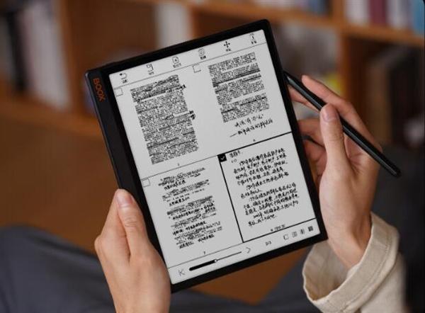 文石推出了BOOX Note X3电子书，首发价格为2599元。

这款电子书的