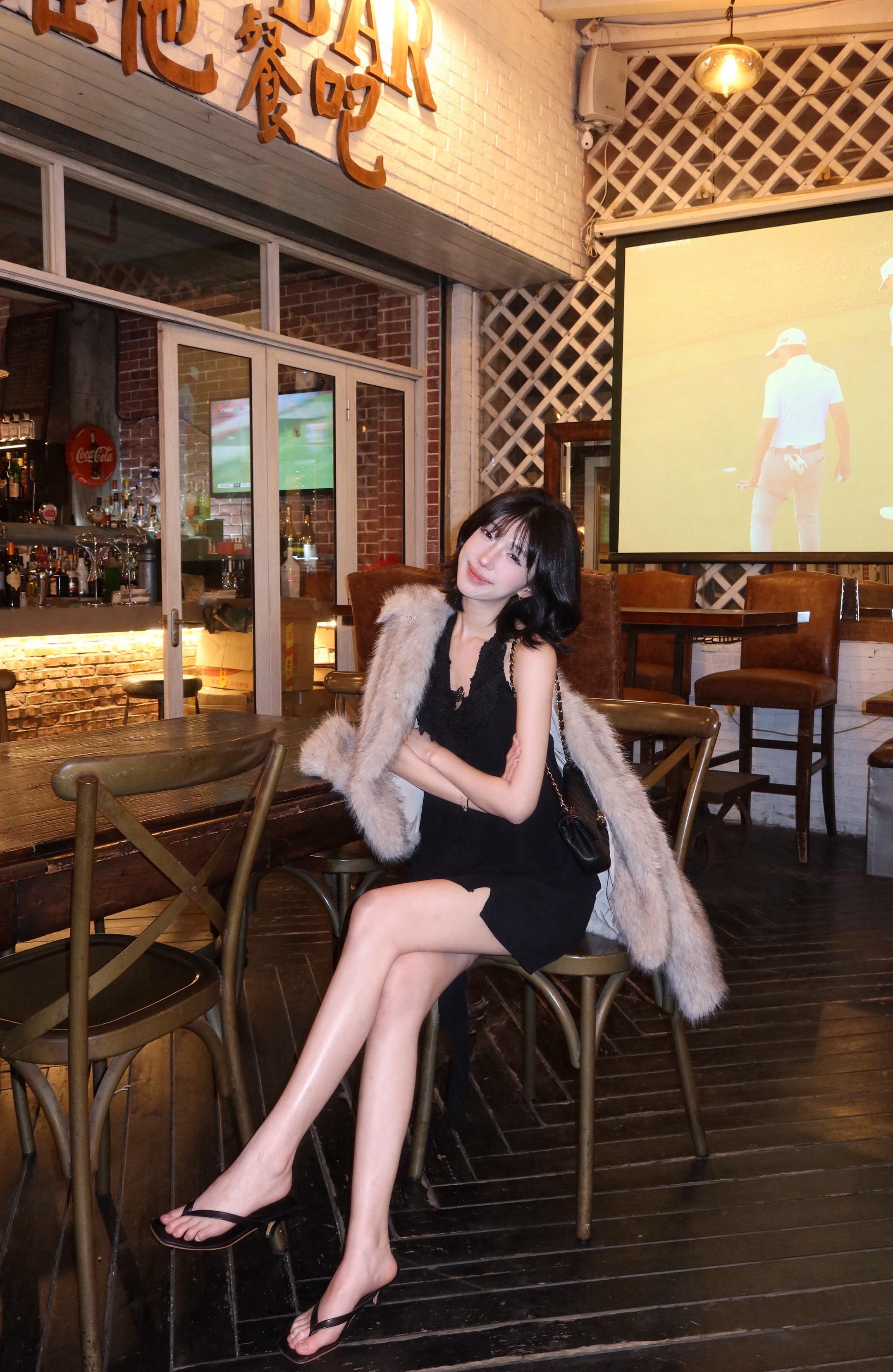 圣诞月𐙚 ⊹꙳◦ ⁎ ˚