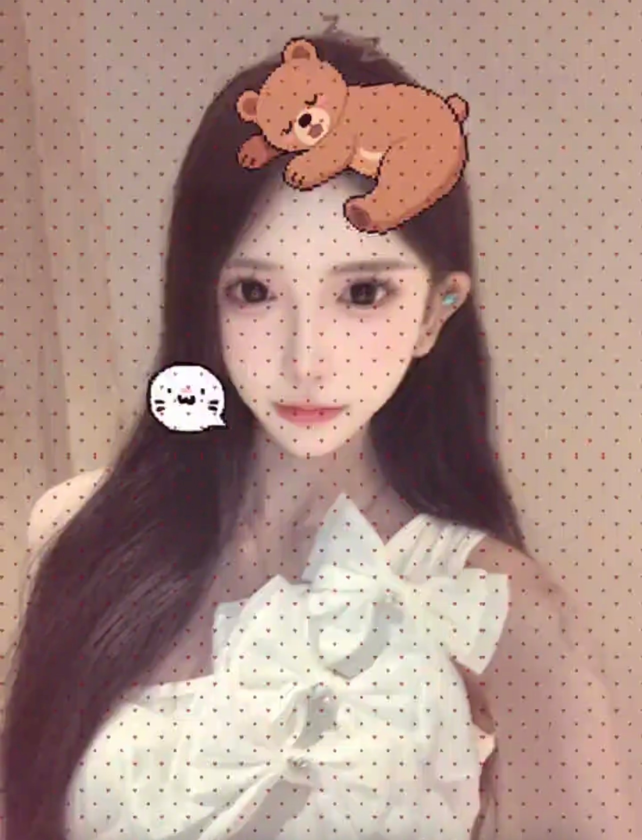 看了下20岁女生流落柬埔寨街头的事，和我最初预想一样，就是和电诈有关。我后台太多