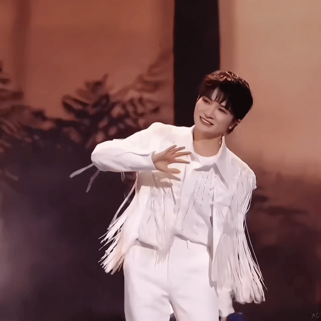 周深  周深音乐缘计划 【圈宝和米说下午好】如果这思念有形，定能穿越万里晴空，抵