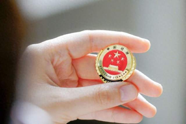 家常话里说透情理法理