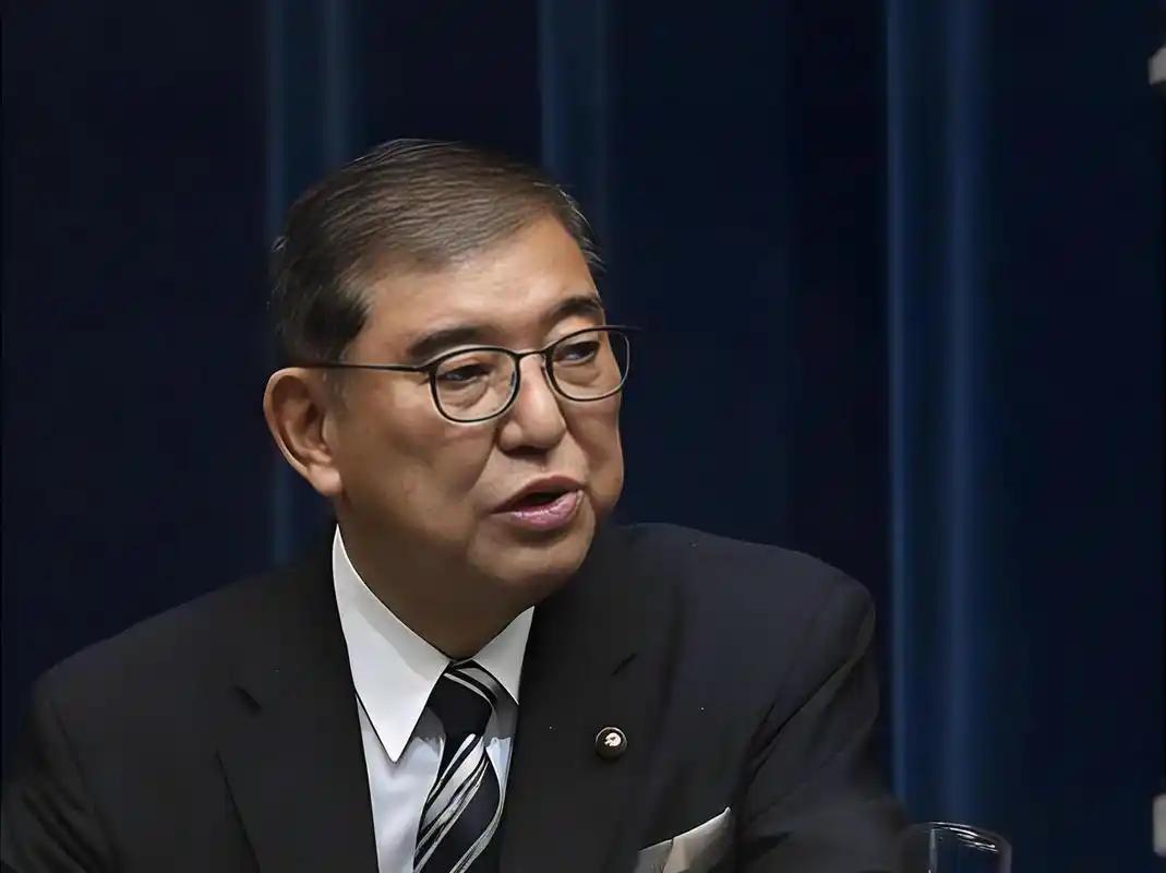 真是天大的笑话，连锅碗瓢盆都要靠中国供应，日本居然还妄想着和中国硬碰硬？石破茂对