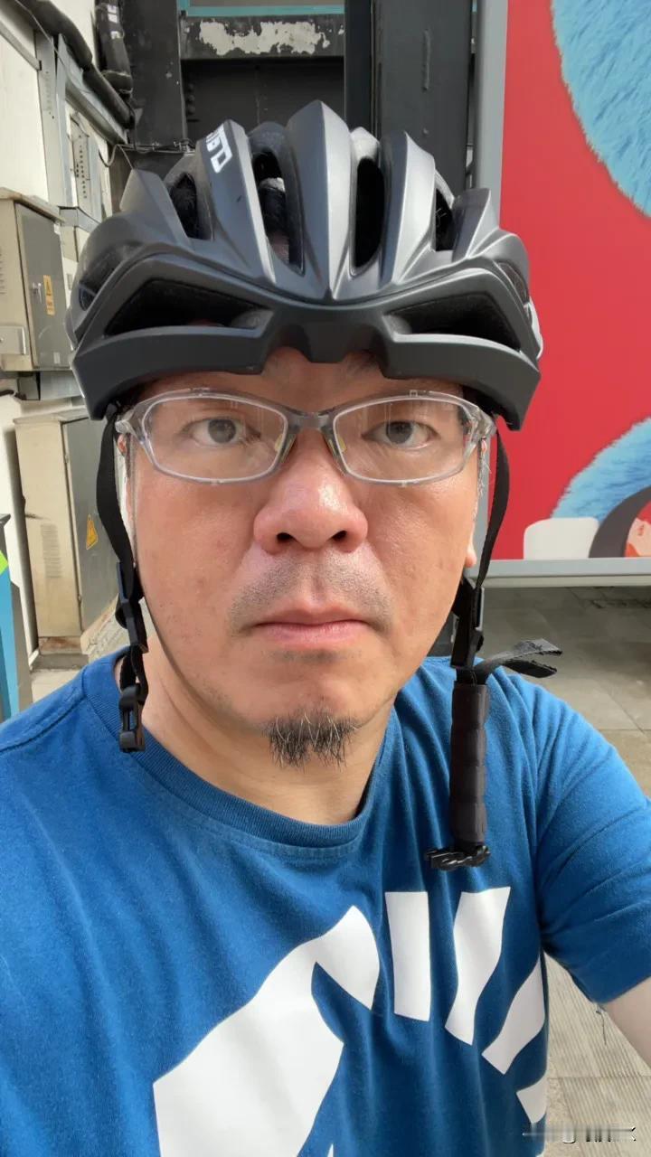 做游戏纪录片资不抵债，转行送外卖了…