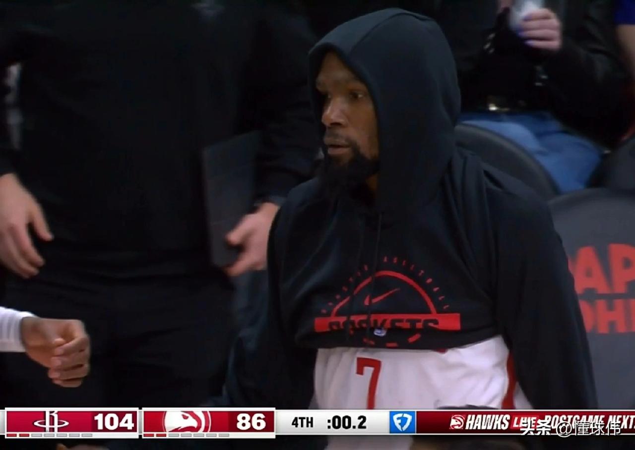 赢球关键！奥科吉谈杜兰特：

“KD是我们赢球的关键。”

“他在场上能够吸引最