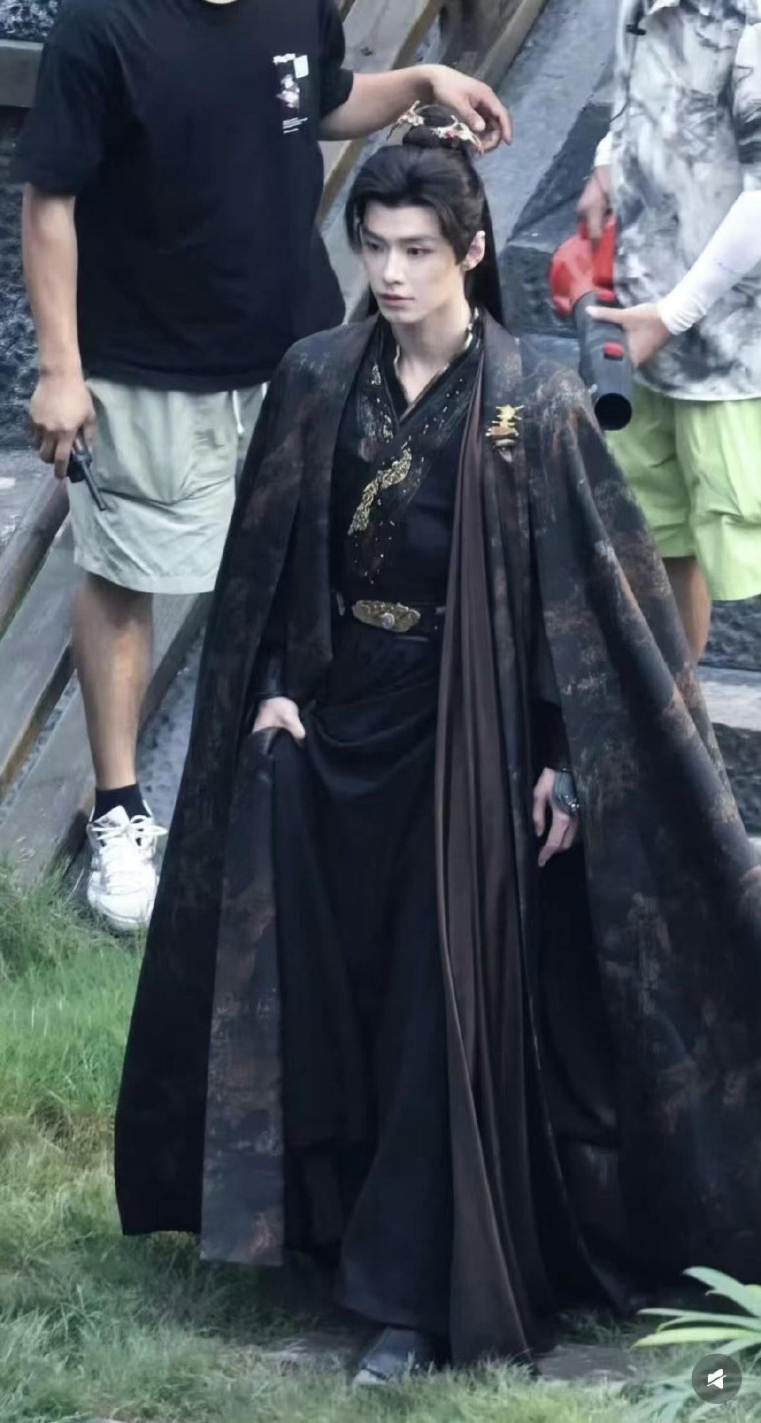 千夜奇谭造型师是艾闻千夜奇谭妆造艾闻居然是艾闻做的 