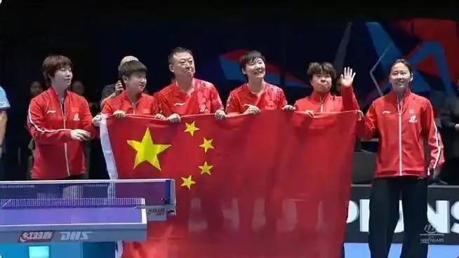 心脏快跳出嗓子眼！国乒女团3比2逆转日本，拿下世乒赛七连冠。

开局王曼昱2比3