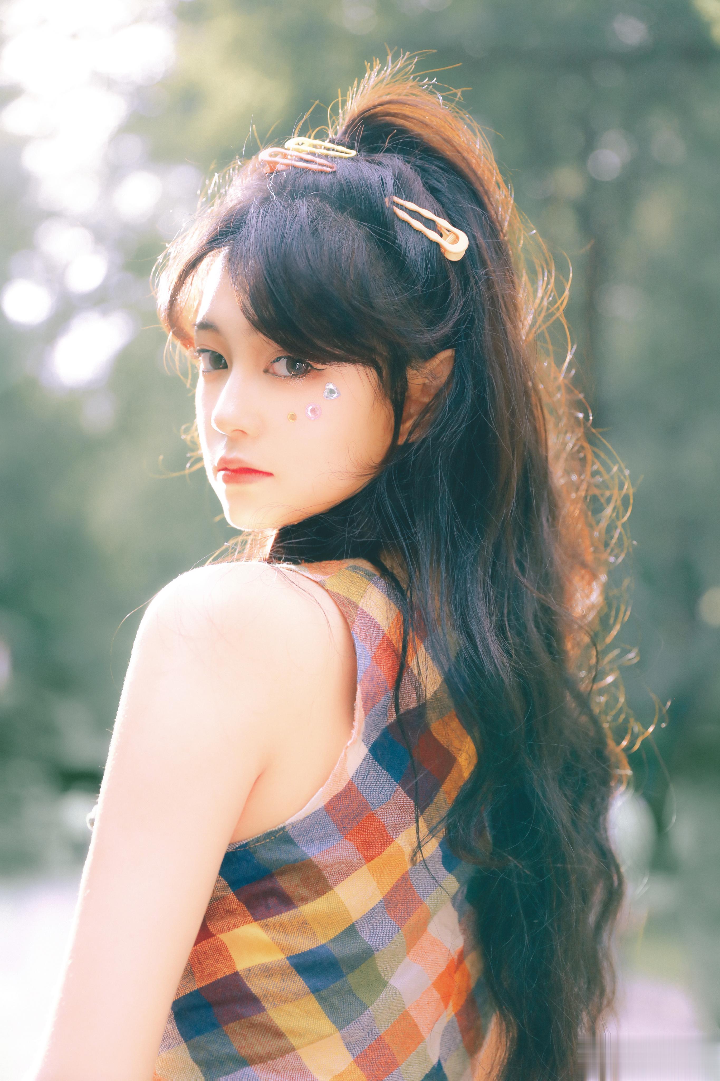 追着光，我们一起走～摄影：#胶片写真[超话]# ​​​