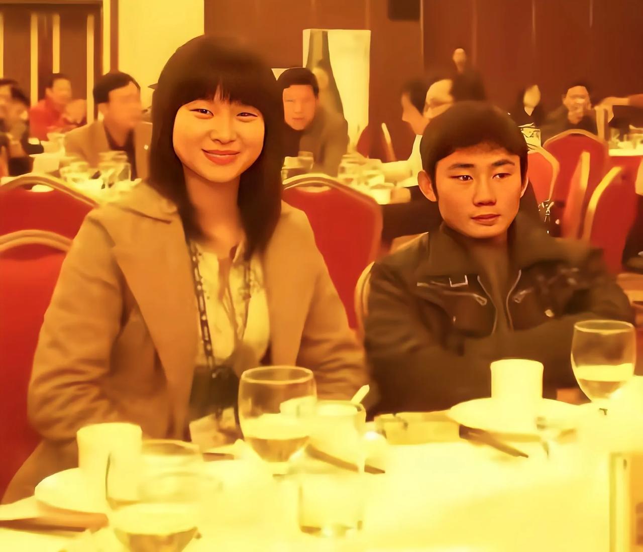 张雪机车的成功，真是离不开他的夫人！又有几个女人能做得到呢

什么是爱情与幸福？