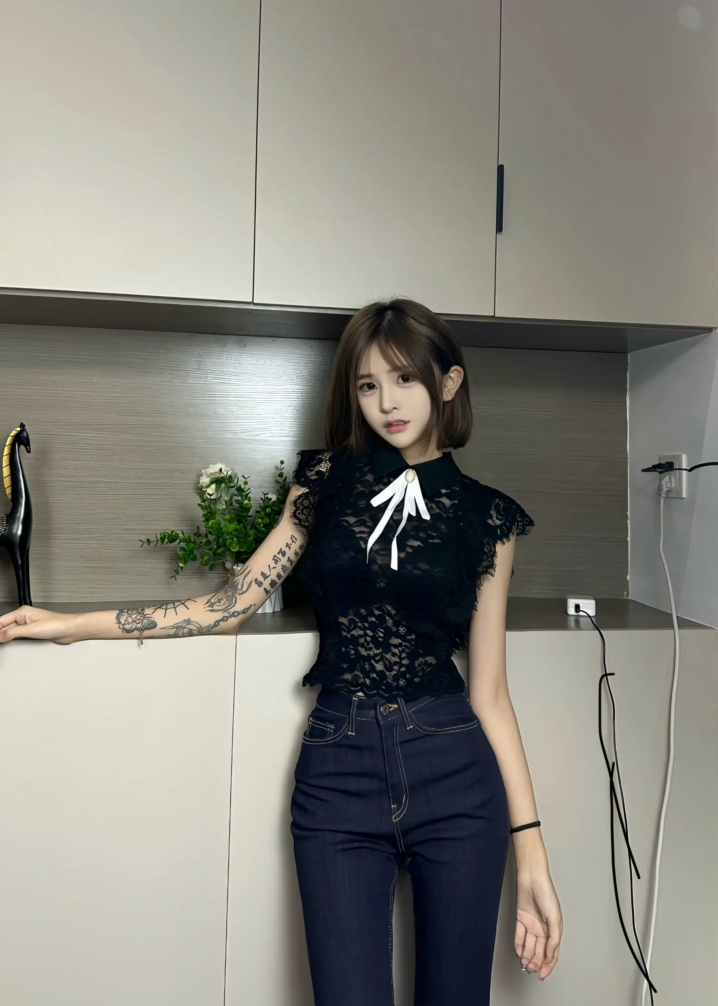 我能顺着一个账号找到很多东西 你最好的做法就是不瞒我