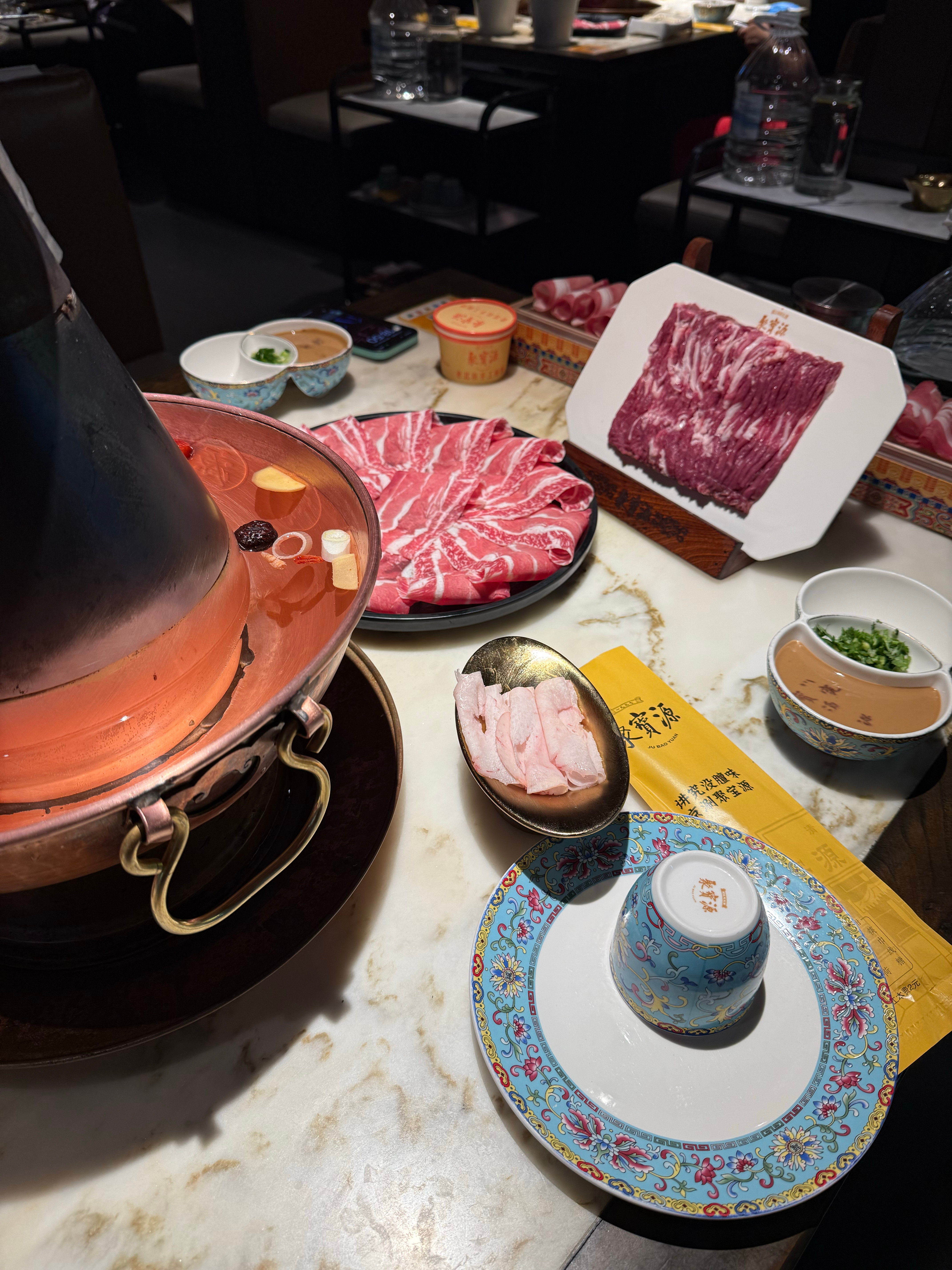 在最热的天气吃一顿涮肉