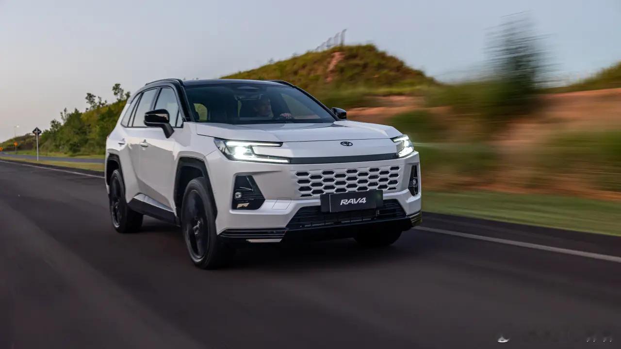 讲个鬼故事：丰田在巴西新增了RAV4的XSE phev版，售价399990雷亚尔