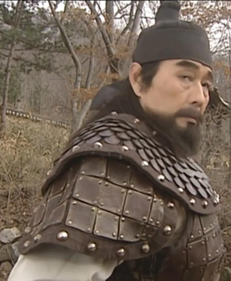 李义方，字义方，是高丽王朝时期的武臣政权领袖。他出生于全州李氏，是大将军李勇夫的