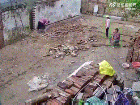 脚后跟疼……