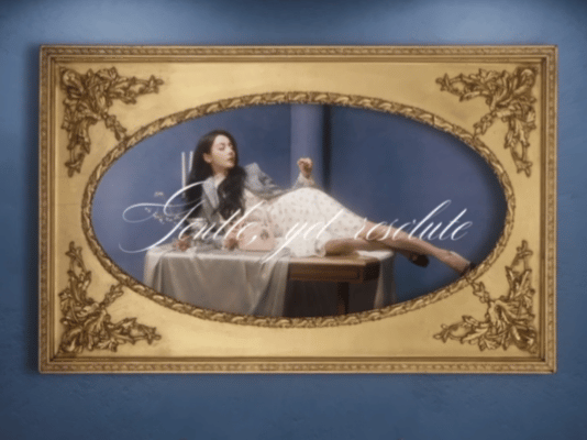 迪丽热巴红秀开年刊！！燥侯油画公主热巴红秀开年刊