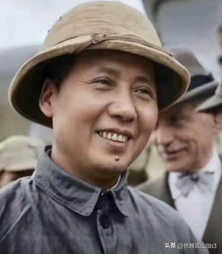 一顶帽子一双皮鞋一块手表，读懂伟人重庆谈判背后的动人细节
 
每次读到这段往事，