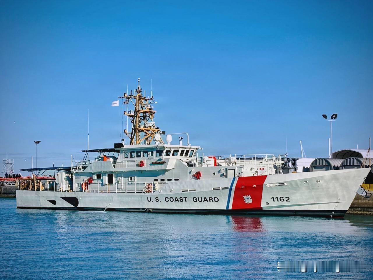 🚢🇺🇸 “文森特·丹兹”号巡逻艇正式编入美国海岸警卫队

5月22日，一场
