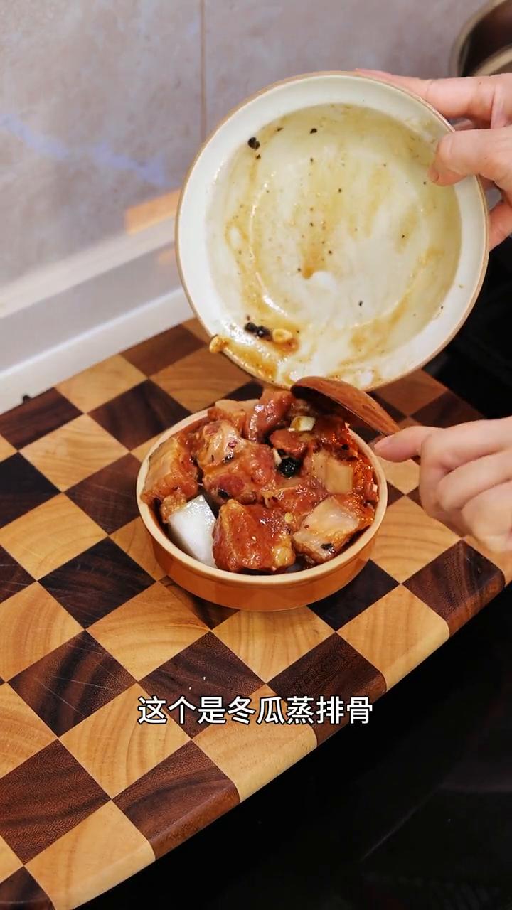有时候想偷懒时，我就会做这个饭菜一锅出，简单方便，蒸的营养也不流失，而且还能更多