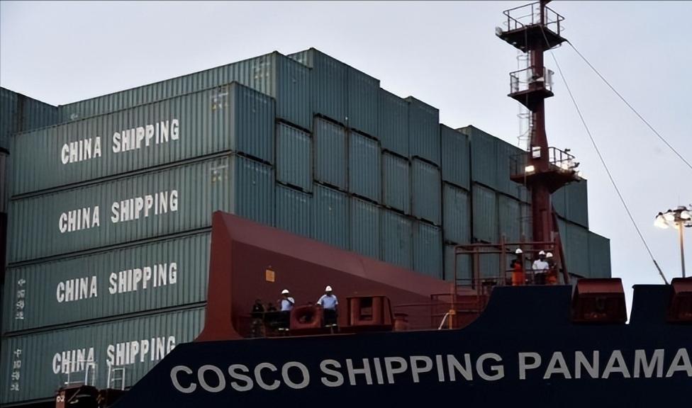 巴拿马公开喊话中国
 
当地时间3月13日，巴拿马政府公开恳请中国企业不要放弃在