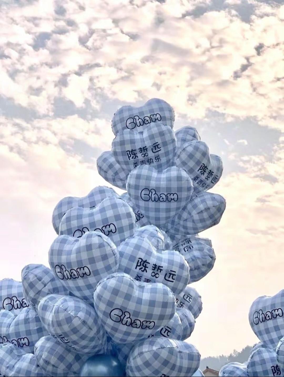 哈哈，汤将军今日杀青啦！我也亲临现场咯！