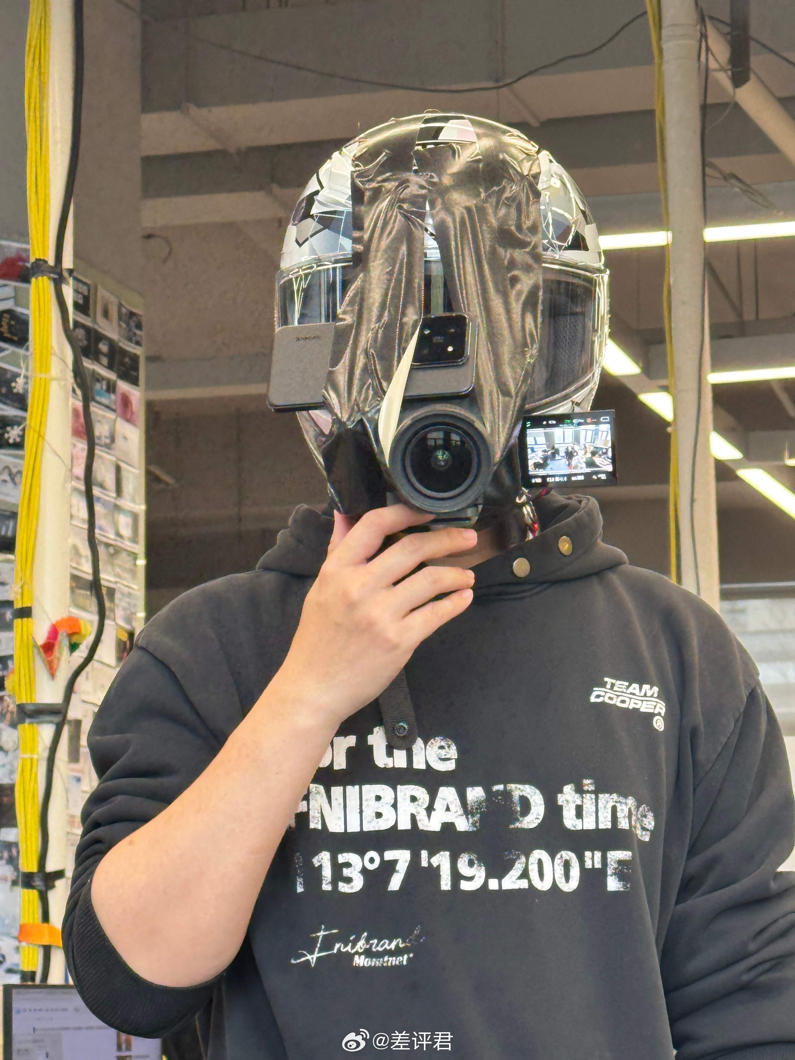 #差评编辑部的日常# 谁家自媒体人 