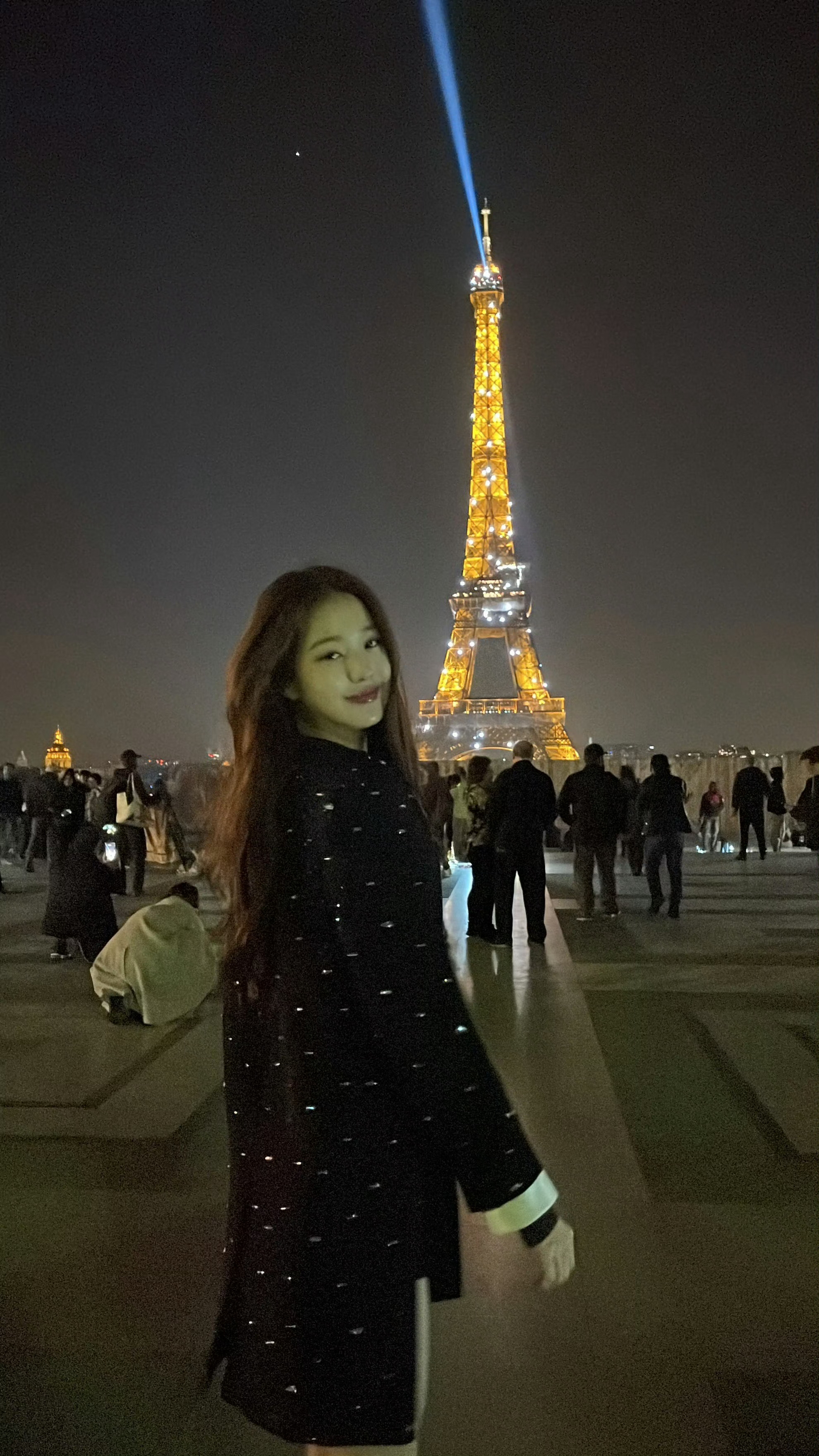 怎么变成一个人去巴黎 