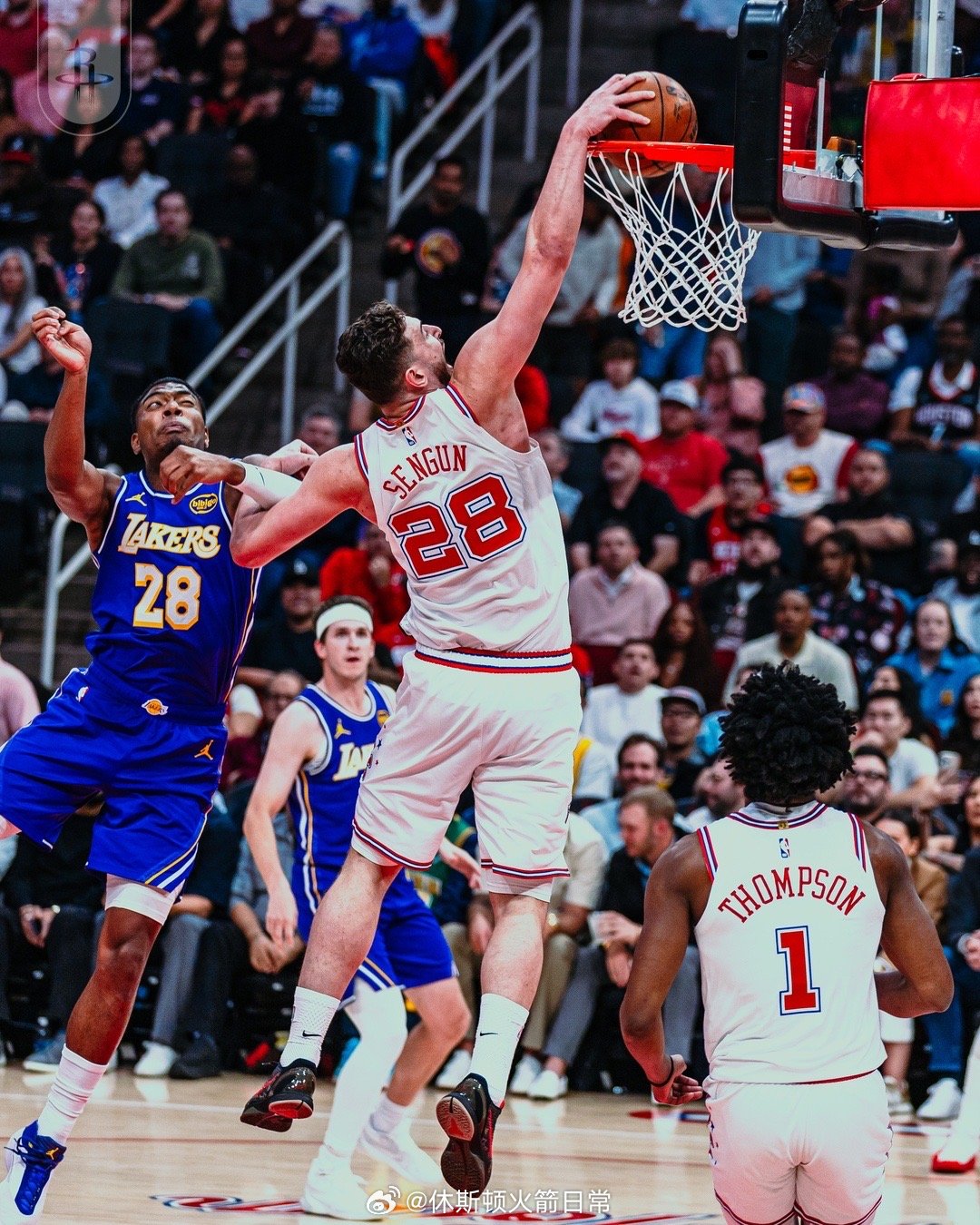 NBA25-26赛季火箭常规赛第68场，全场比赛结束，火箭116-124湖人，战