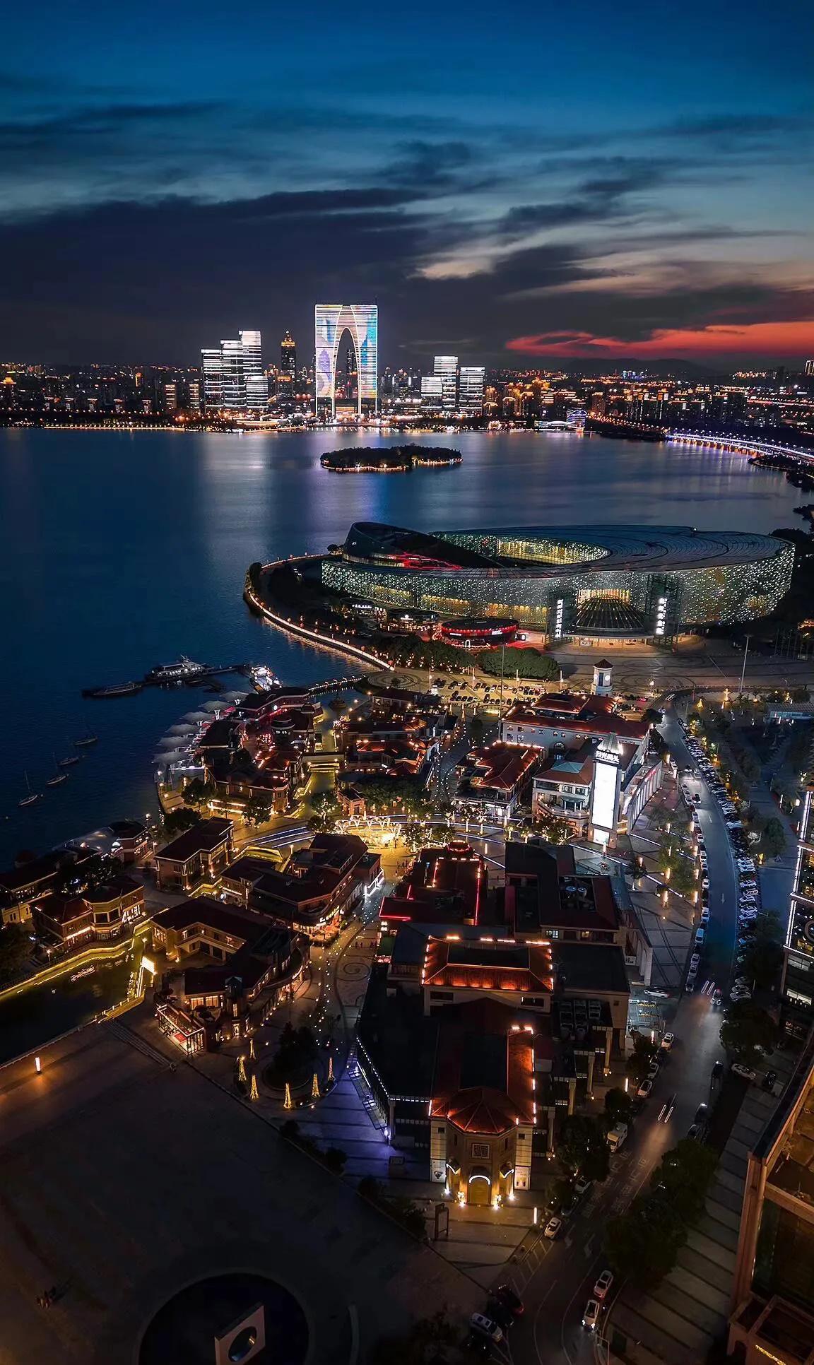 苏州近5万亿！太强了[赞]
1月4日，苏州官宣，2025年规模以上工业总产值为4